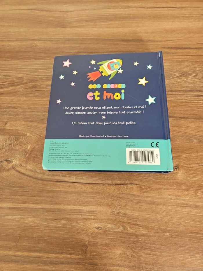 Livre mon doudou et moi avec un vrai doudou - photo numéro 4