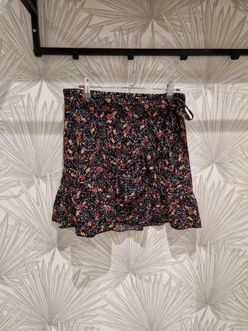 Jolie jupe originale Promod taille 36