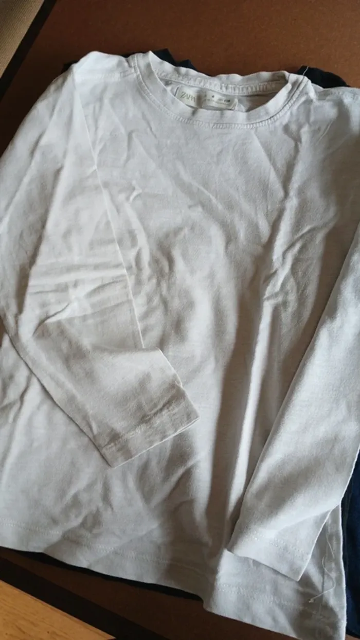 Lot 5 t-shirts Zara - photo numéro 4