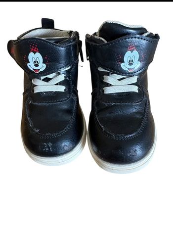Chaussure Mickey taille 22