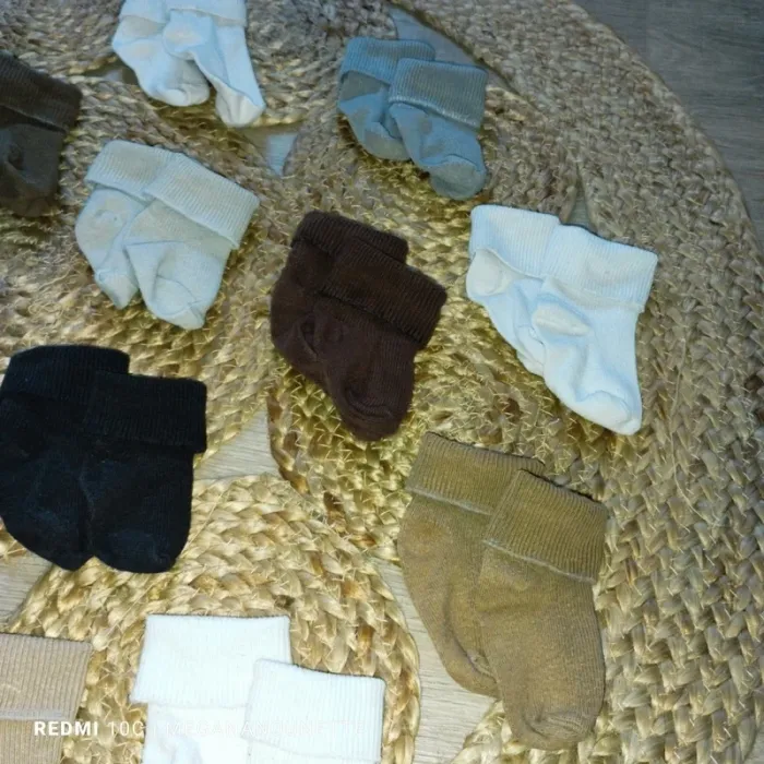 🧦🌿 Lot x12 paires de chaussettes à revers – Taille 16–18 – 9 à 12 mois – Boutique Indépendante - photo numéro 4
