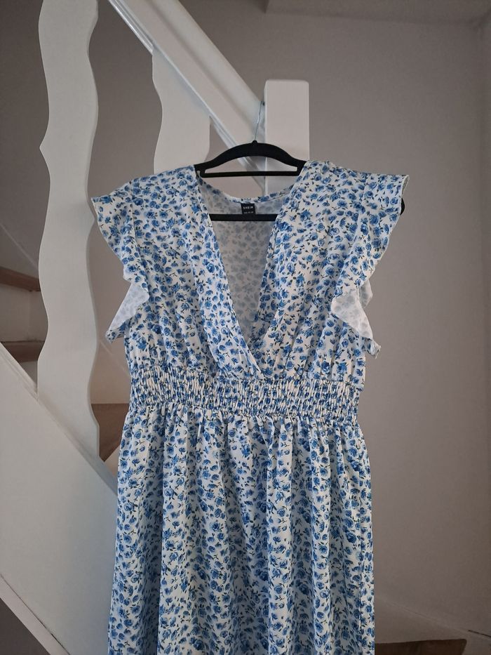 Robe a fleurs - photo numéro 2