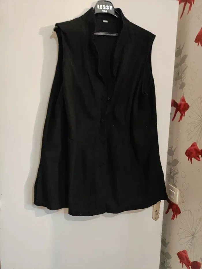Chemise sans manche noir  taille 58Haut - photo numéro 3
