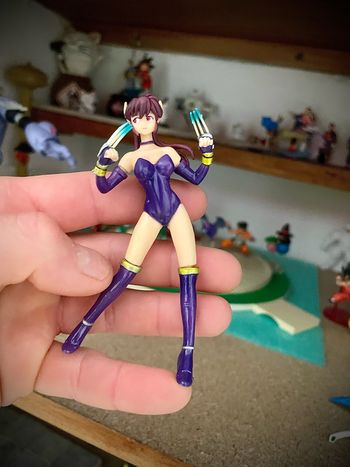 Figurine gashapon fille manga