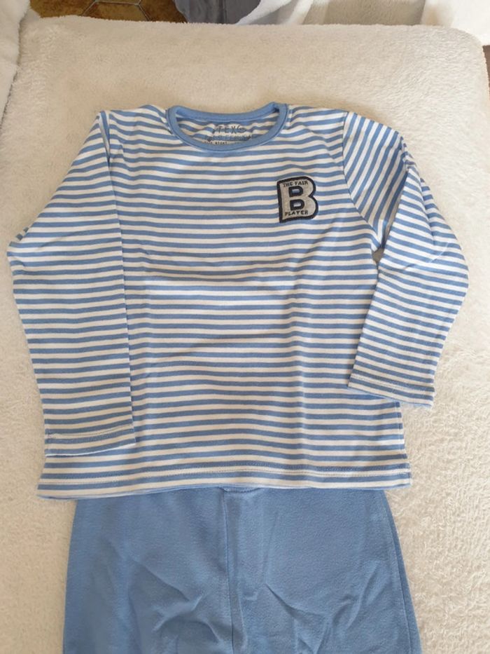 Pyjama tex 4-5 ans - photo numéro 2