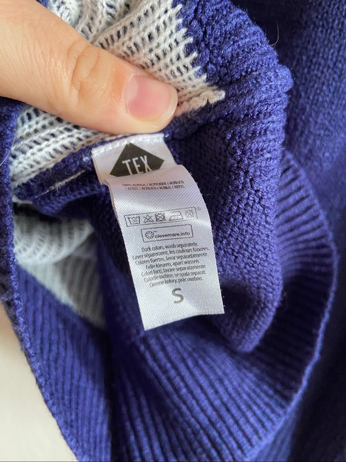 Pull de Noël bleu - photo numéro 4