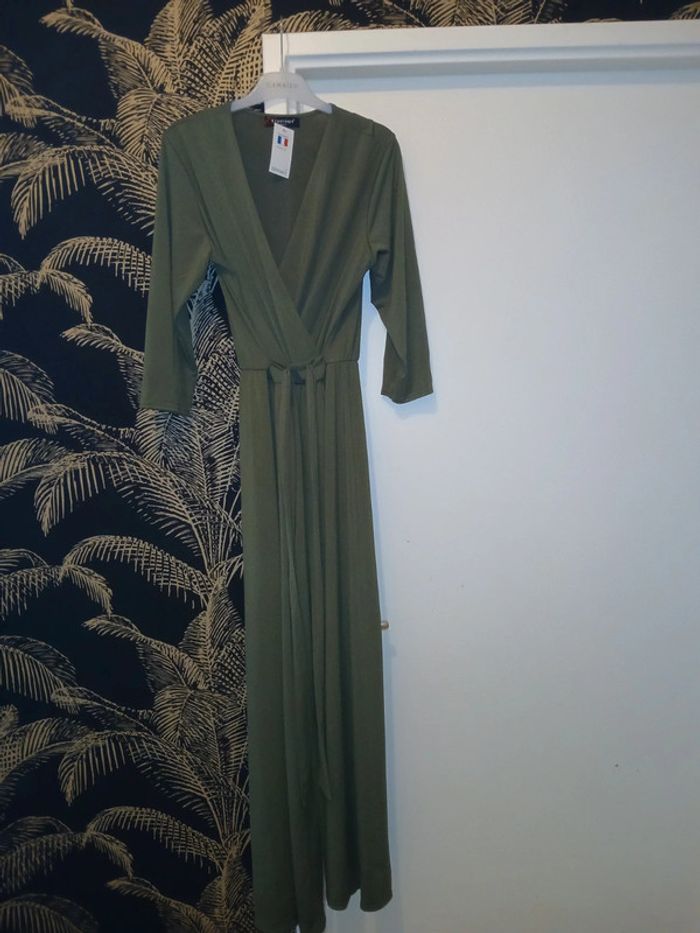 💚 Magnifique combinaison Kaki taille unique. - photo numéro 3
