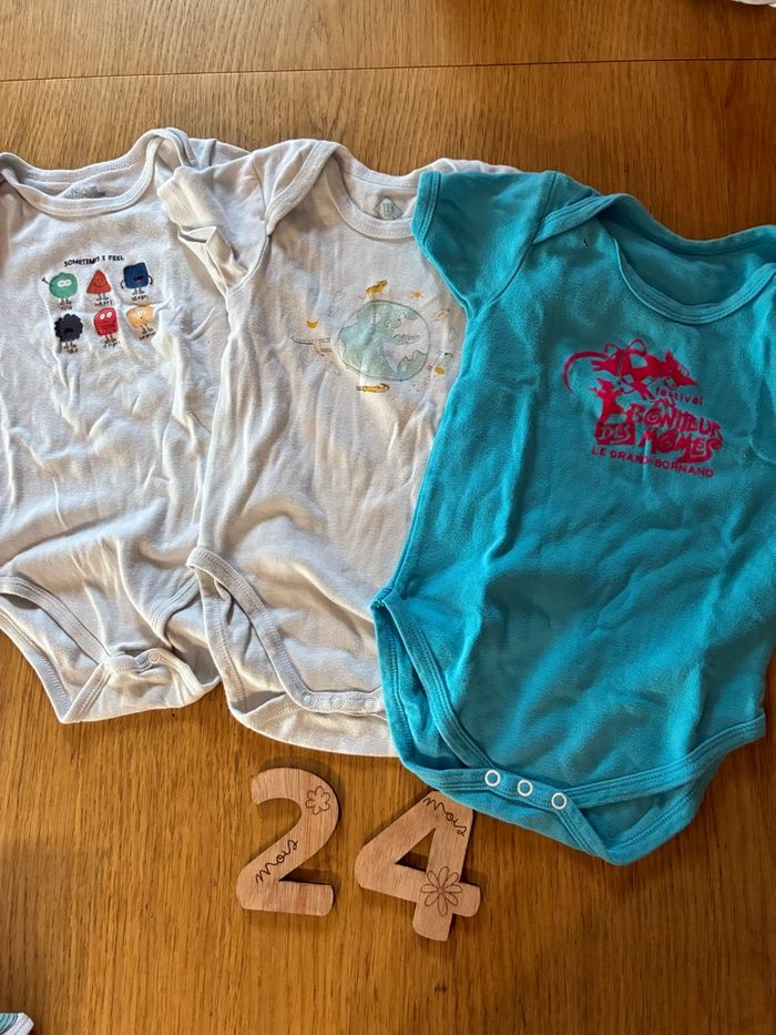 Lot 9 bodies manches courtes - photo numéro 2