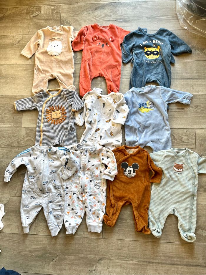 Lot pyjamas épais 3 mois - photo numéro 2