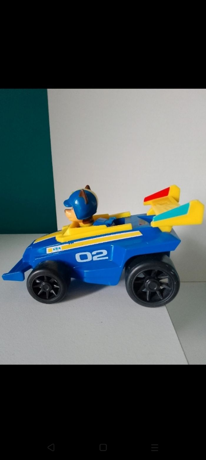 Chase voiture de course - photo numéro 3