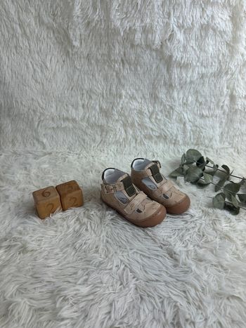 Paire de sandales Bellamy taille 22