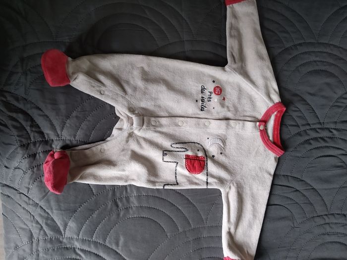 Pyjamas hiver 1 mois - photo numéro 3