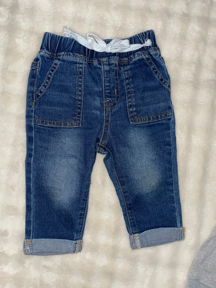 Lot pantalon 6-9 mois - photo numéro 3