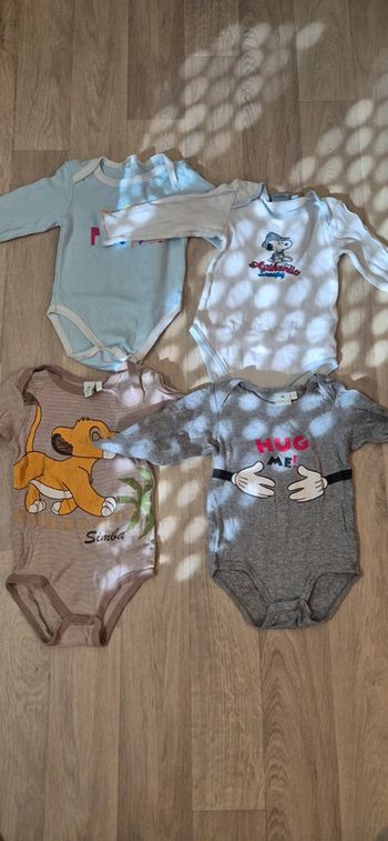 Lot de 4 bodies manches longues - 18 mois