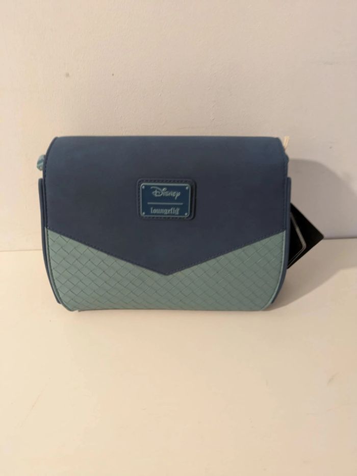 Loungefly sac  bandouliere Stitch - photo numéro 3
