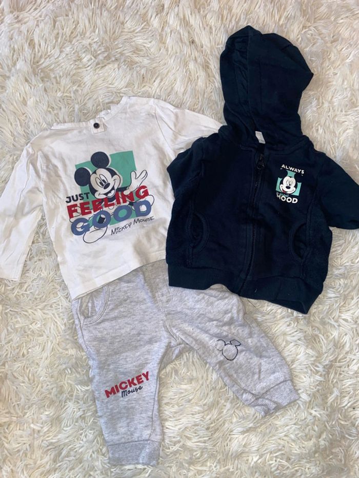 Lot vêtements garçon 6Mois - photo numéro 2