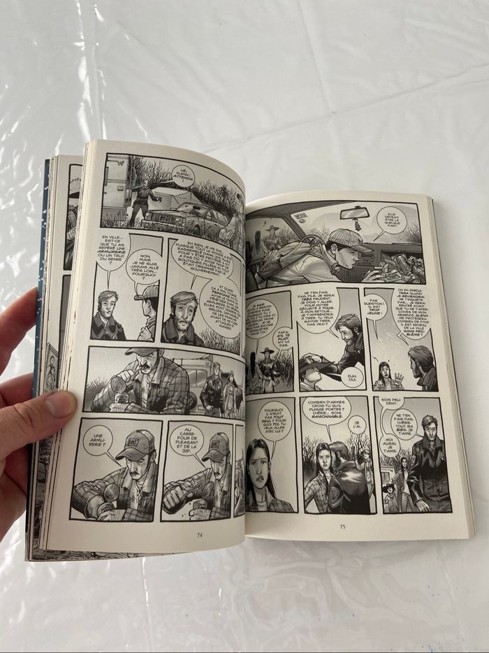 BD walking dead tome 1 passé décomposé - photo numéro 8