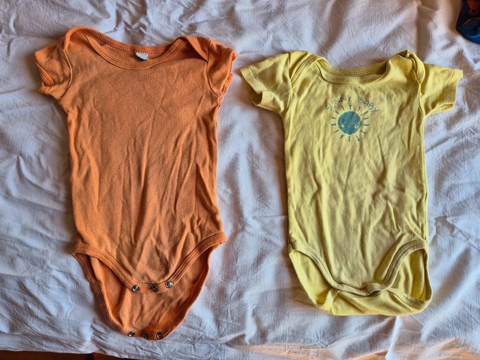 2 bodys - photo numéro 2