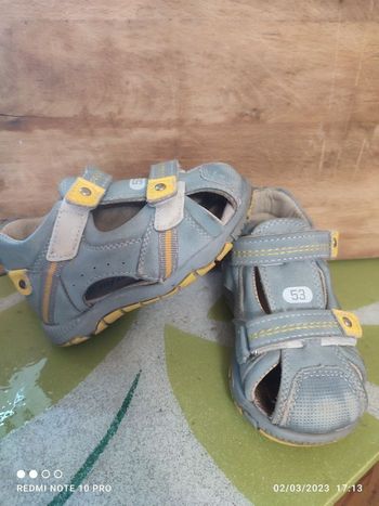 Sandales cuir 23
