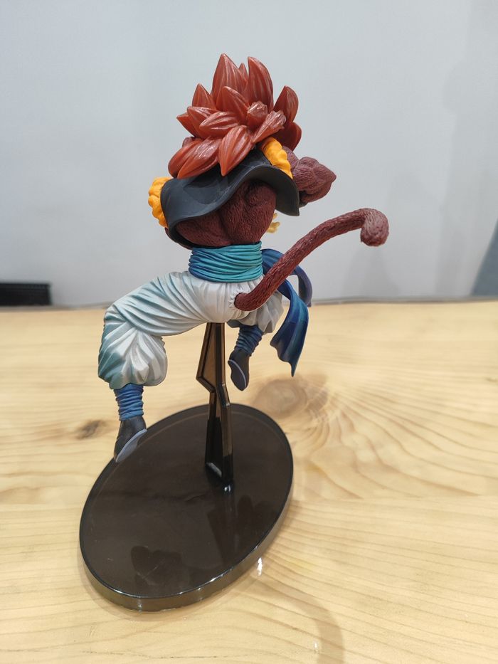 Figurine Gogeta ssj 4 - photo numéro 2