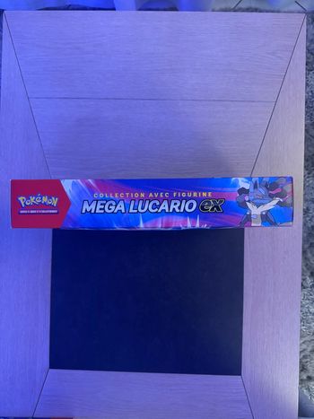 Pokémon Coffret Collection avec figurine Méga Lucario ex Neuf Français
