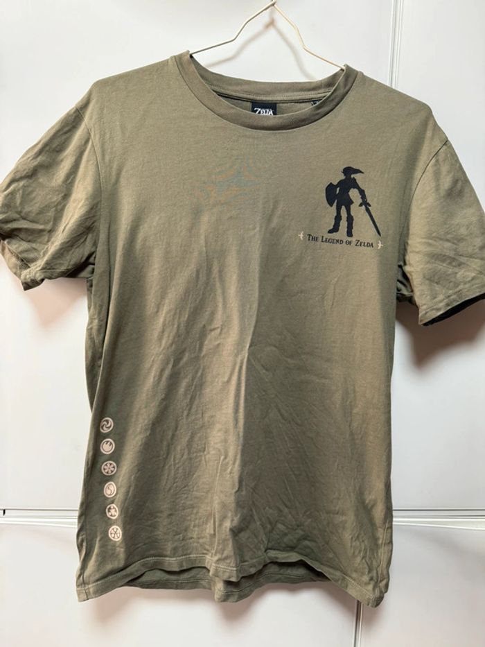 T-shirt kaki homme celio collection the legend of Zelda taille s
