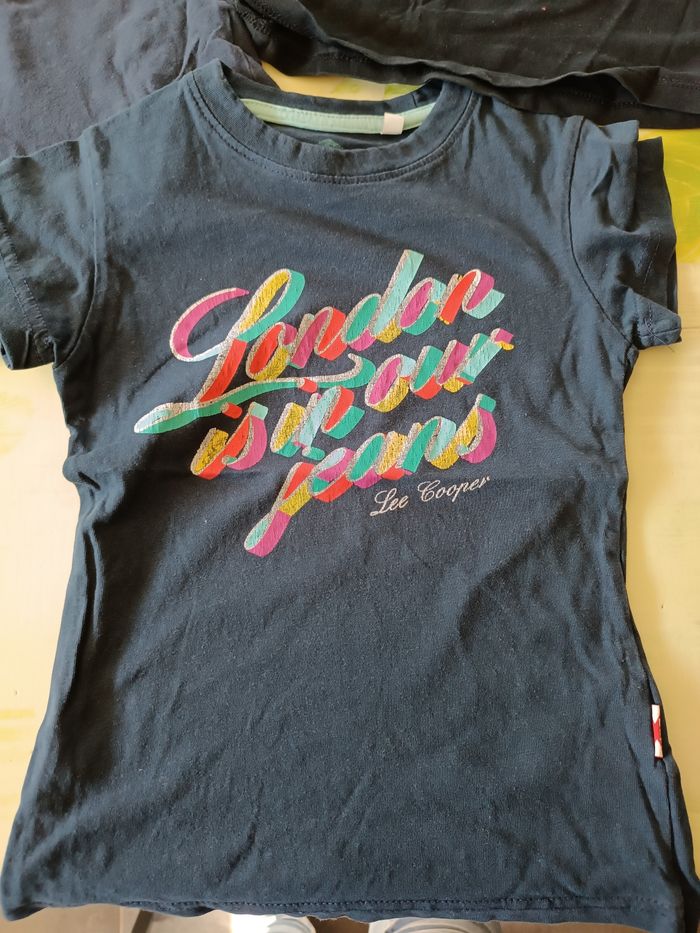 Lot t-shirts 8 ans - photo numéro 3