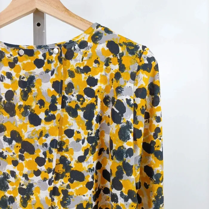 Blouse jaune fleurie débardeur superposé – manches longues, dos ouvert, M A1070 - photo numéro 7