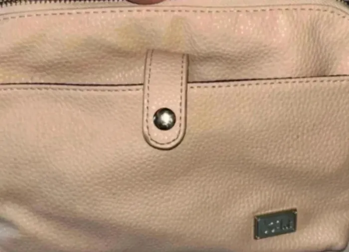 Petit sac à mains beige en très bon état - photo numéro 2