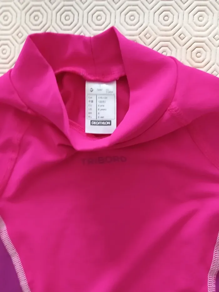 Tee-shirt decathlon anti uv Taille 6 ans - photo numéro 4
