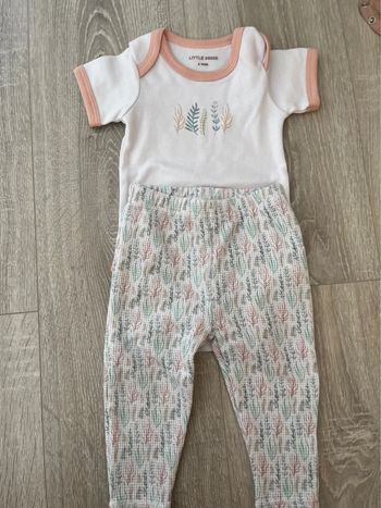 Ensemble body et pantalon 6 mois