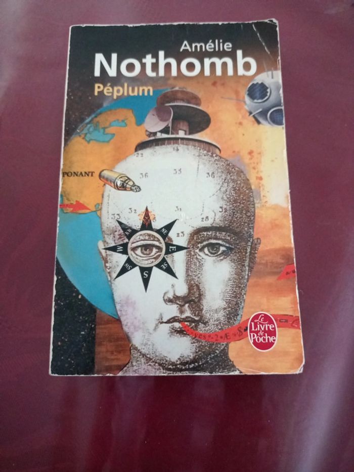 Livre de poche Péplum Amélie Nothomb