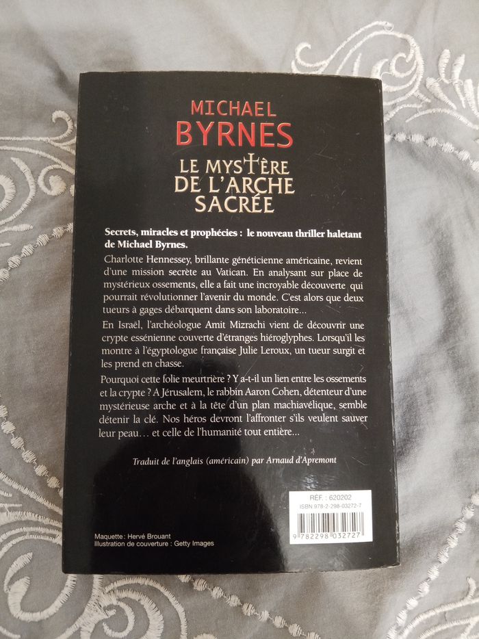 Livre (14) 📚 Le mystère de l'arche sacrée - photo numéro 2