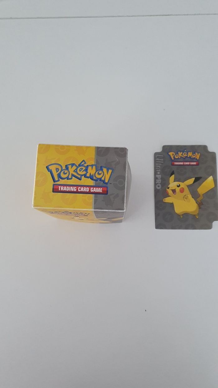 Boite pour carte Pokémon - photo numéro 2