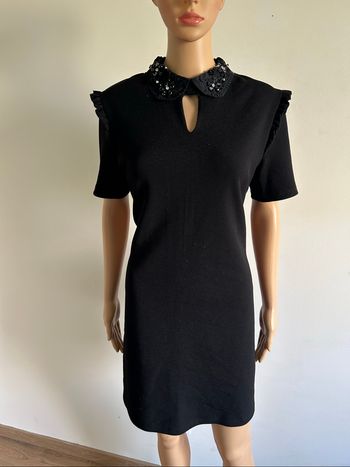 Robe noire avec strass à manches courtes Morgan taille 40 TBE
