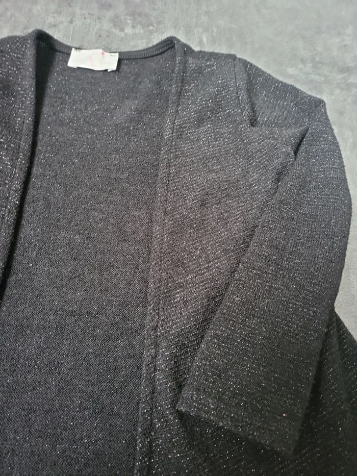 Gilet fille 6 ans charlie et prune très bon état - photo numéro 3