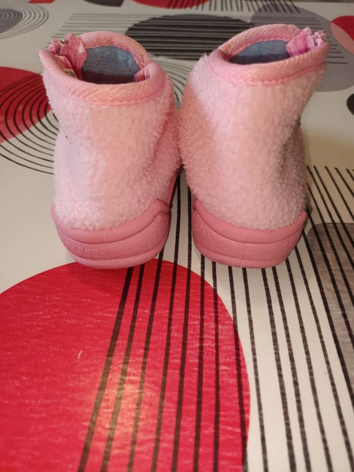 Chaussons pantoufles à zip taille 20 - photo numéro 5