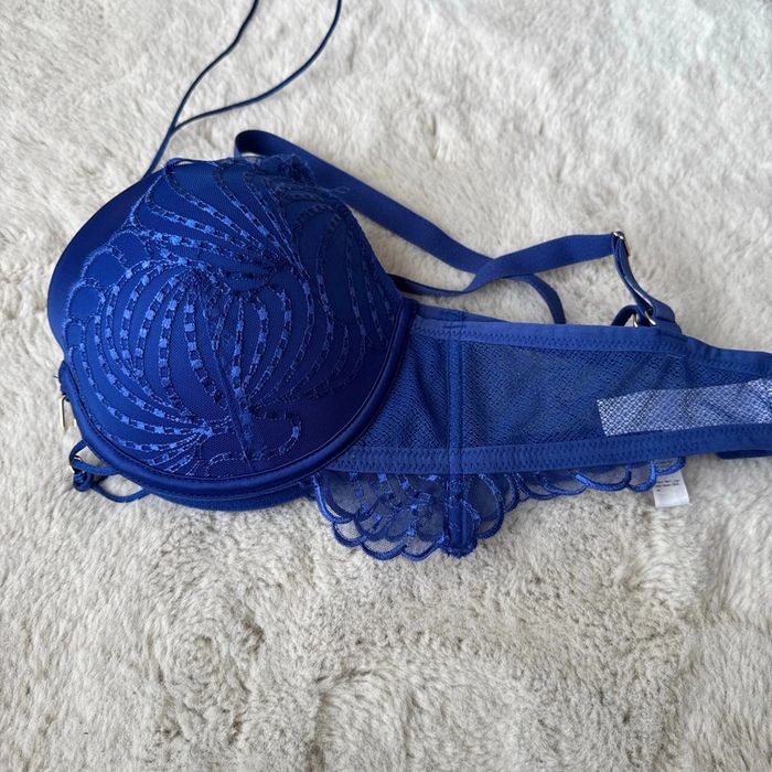 👙Soutien gorge rembourré + bas offert- 95D - neuf sans étiquette bleu roi- Gemo - photo numéro 4