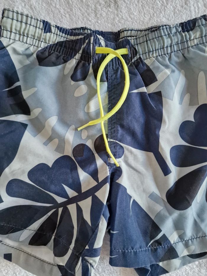 Maillot de bain 24 mois / 2 ans - photo numéro 2