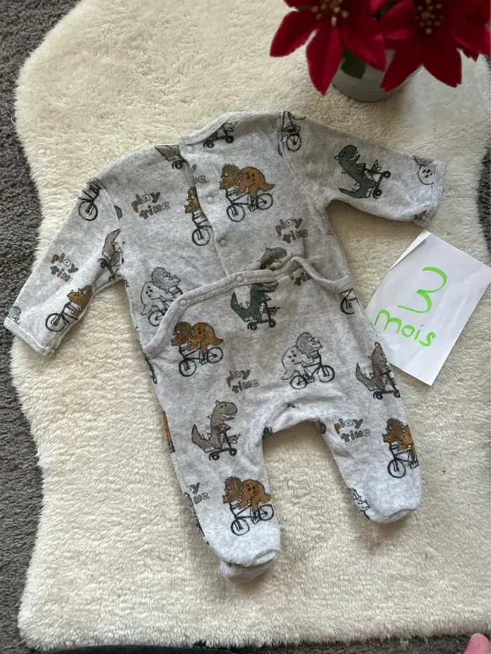 Pyjama ~ kiabi ~ 3 mois - photo numéro 3