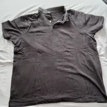 Polo noir