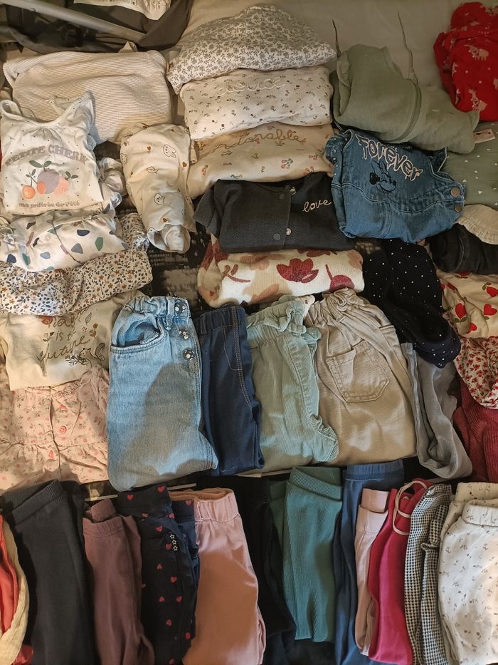 Lots vêtements 24 mois fille - photo numéro 5