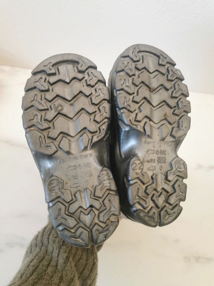 🔥Bottes après ski neige enfant mixte taille 21/22 - photo numéro 8