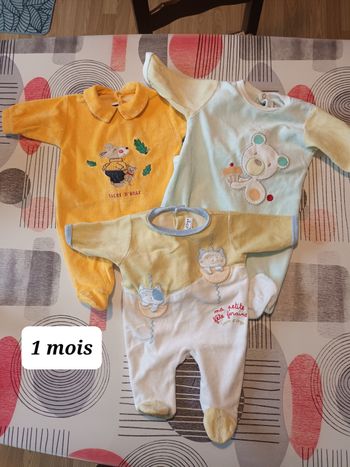 Lot 3 pyjamas Sucre d'orge Taille 1 mois