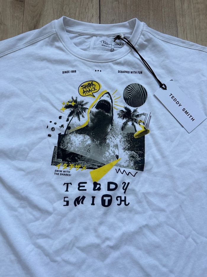 T-shirt blanc Teddy Smith  over size shark attack 12ans - photo numéro 2