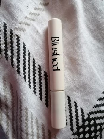 Mascara blushed