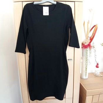 Robe noire taille 44