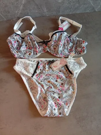 Soutien gorge et son culotte