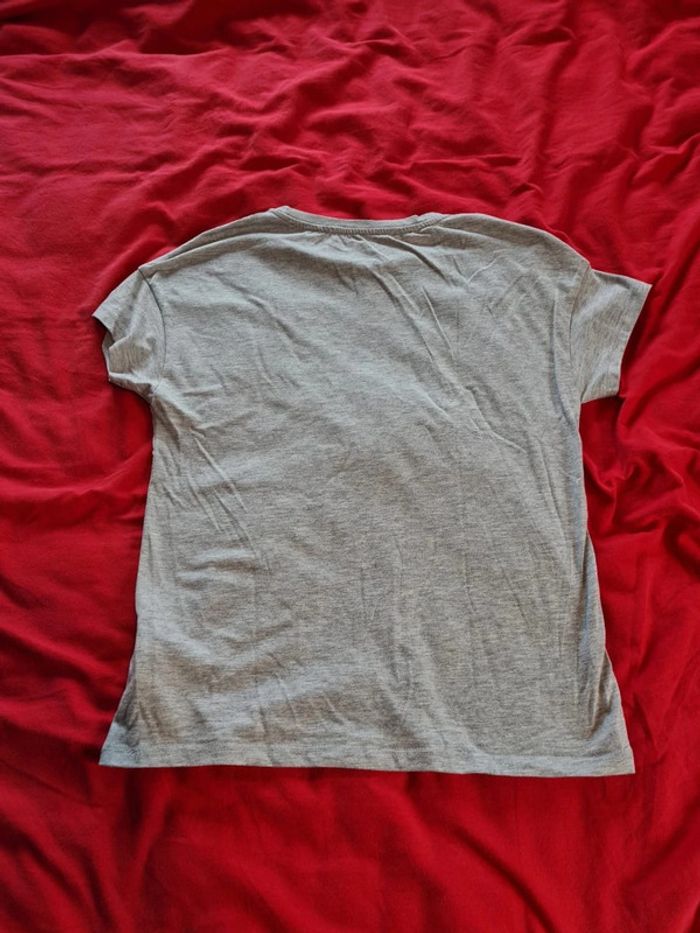 T-shirt disney springfield taille XS - photo numéro 7