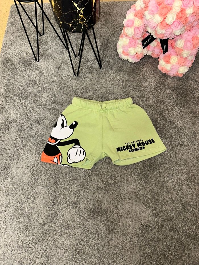 Short Mickey Zara